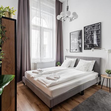 E32 - Oktogon Panorama Suite - Best Location - By Bqa Budapest Ngoại thất bức ảnh