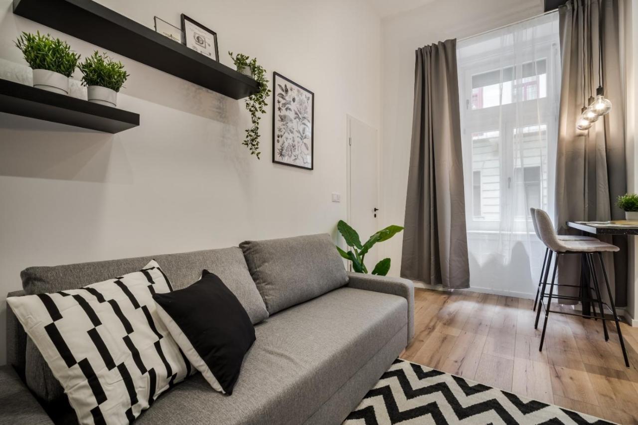 E32 - Oktogon Panorama Suite - Best Location - By Bqa Budapest Ngoại thất bức ảnh