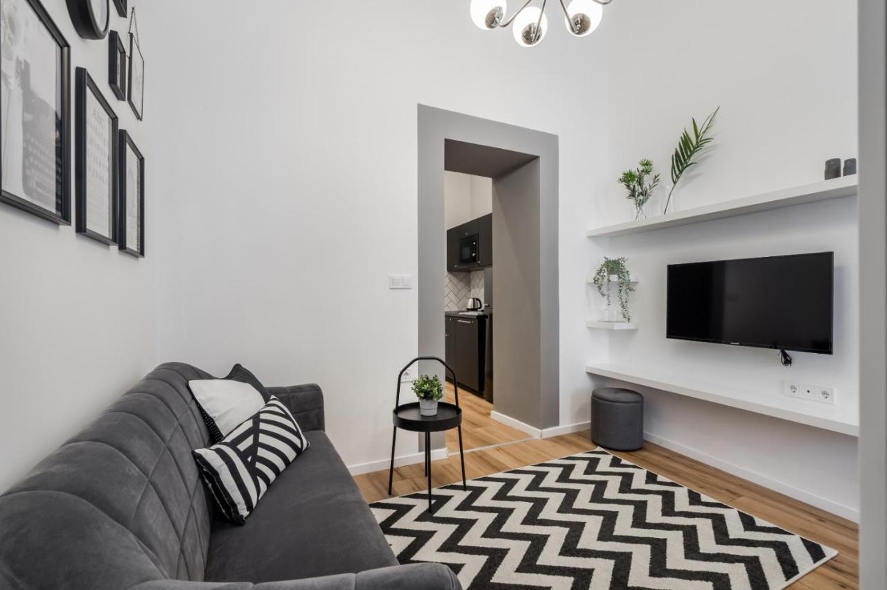 E32 - Oktogon Panorama Suite - Best Location - By Bqa Budapest Ngoại thất bức ảnh