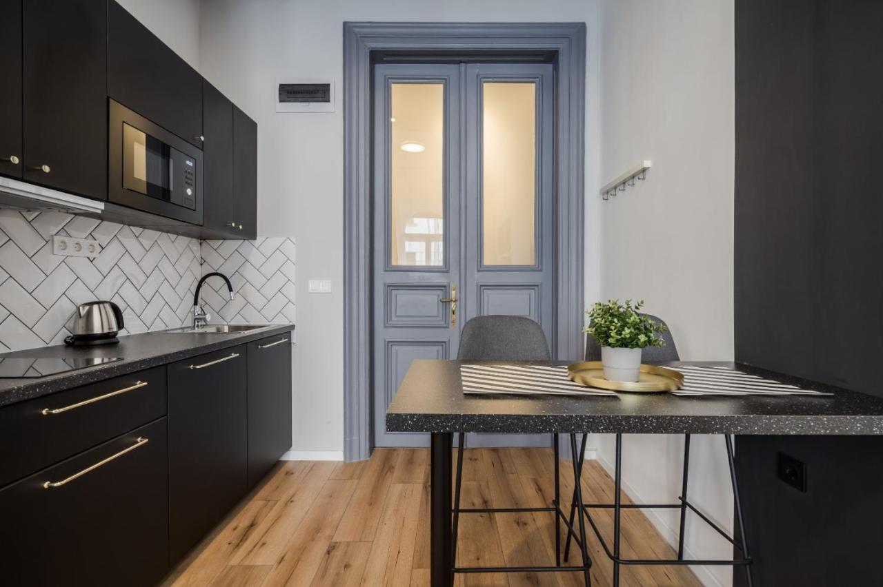E32 - Oktogon Panorama Suite - Best Location - By Bqa Budapest Ngoại thất bức ảnh